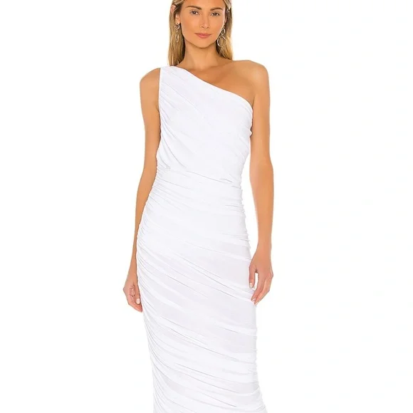 Norma Kamali Diana Gown - Snow White / Size M Norma Kamali Diana Gown - Snow White / Size M
